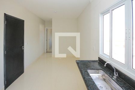 Cozinha e Sala de apartamento para alugar com 1 quarto, 32m² em Vila Ivone, São Paulo