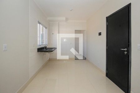 Cozinha e Sala de apartamento para alugar com 1 quarto, 32m² em Vila Ivone, São Paulo