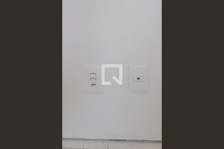 Quarto - tomada usb de apartamento para alugar com 2 quartos, 70m² em Sumarezinho, São Paulo