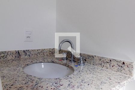 Apartamento para alugar com 70m², 2 quartos e 1 vagaBanheiro da suíte