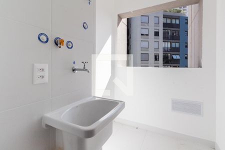 Apartamento para alugar com 70m², 2 quartos e 1 vagaÁrea de serviço