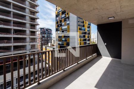 Varanda de apartamento para alugar com 2 quartos, 70m² em Sumarezinho, São Paulo