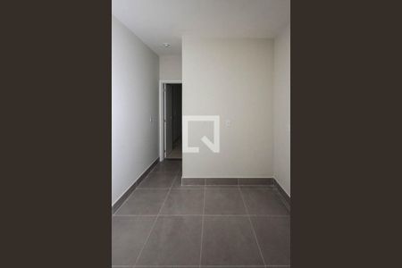 Sala de apartamento para alugar com 1 quarto, 35m² em Vila Ivone, São Paulo