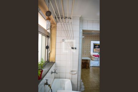 Apartamento à venda com 98m², 3 quartos e 1 vagaÁrea de Serviço