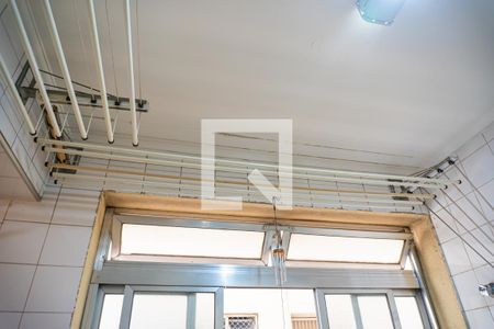 Apartamento à venda com 98m², 3 quartos e 1 vagaÁrea de Serviço