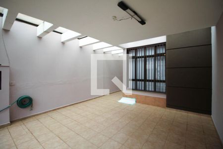 Casa à venda com 138m², 3 quartos e 2 vagasGaragem