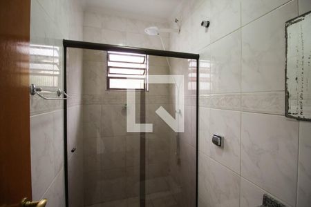 Casa à venda com 138m², 3 quartos e 2 vagasBanheiro