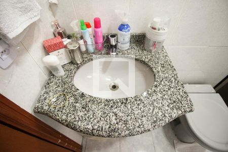 Casa à venda com 138m², 3 quartos e 2 vagasBanheiro da Suíte