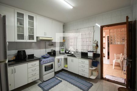 Casa à venda com 138m², 3 quartos e 2 vagasCozinha