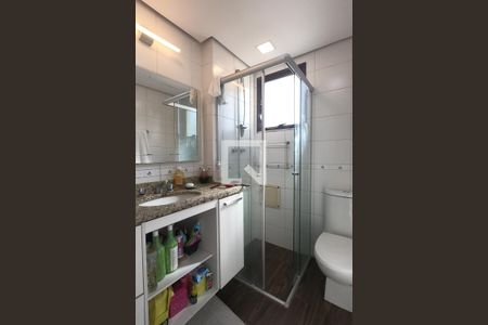 Apartamento à venda com 240m², 4 quartos e 3 vagasBanheiro 1
