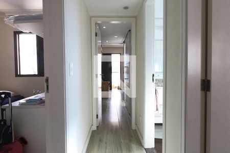 Apartamento à venda com 240m², 4 quartos e 3 vagasCorredor