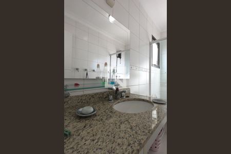 Apartamento à venda com 240m², 4 quartos e 3 vagasBanheiro 2