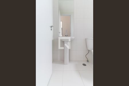 Apartamento para alugar com 47m², 2 quartos e 1 vaga Apartamento para alugar com 47m², 2 quartos e 1 vagaBanheiro