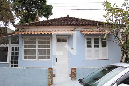 Casa para alugar com 100m², 3 quartos e 1 vagaFachada