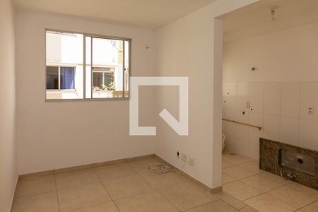 Sala de apartamento à venda com 2 quartos, 42m² em Protásio Alves, Porto Alegre
