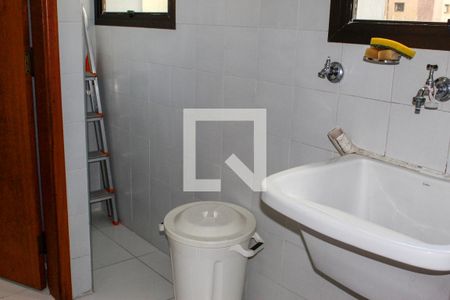 Área de Serviço de apartamento para alugar com 4 quartos, 110m² em Parque Enseada, Guarujá