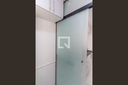 Área de serviço de apartamento para alugar com 2 quartos, 47m² em Vila Penteado, São Paulo