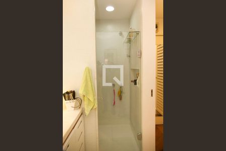 Apartamento à venda com 148m², 3 quartos e 1 vagaSuíte 1 e 2 banheiro 