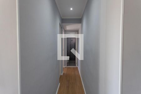 Corredor  de apartamento à venda com 2 quartos, 42m² em Canhema, Diadema