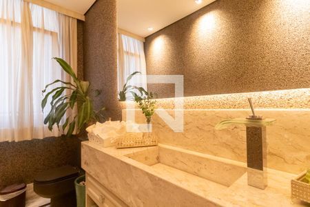 Apartamento à venda com 300m², 3 quartos e 3 vagasLavabo