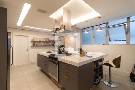 Apartamento à venda com 300m², 3 quartos e 3 vagasCozinha