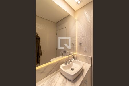 Apartamento à venda com 300m², 3 quartos e 3 vagasBanheiro da Suíte 2