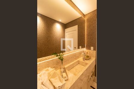 Apartamento à venda com 300m², 3 quartos e 3 vagasLavabo