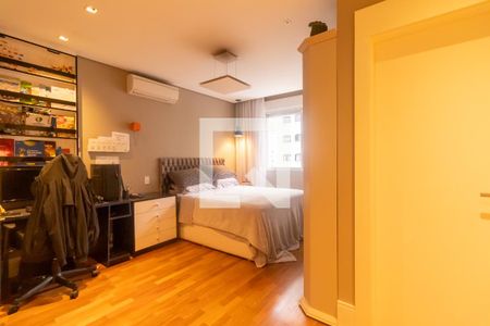 Apartamento à venda com 300m², 3 quartos e 3 vagasSuíte 2