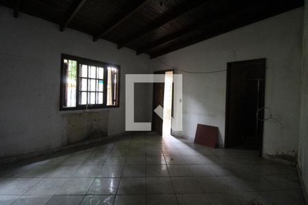Sala  de casa à venda com 4 quartos, 350m² em Mathias Velho, Canoas