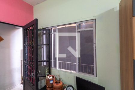 Sala/Cozinha de casa à venda com 2 quartos, 90m² em Jardim Fernandes, São Paulo
