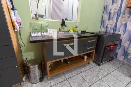 Casa à venda com 120m², 5 quartos e 1 vagaCozinha - Armários