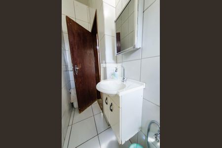 Casa para alugar com 120m², 3 quartos e 5 vagas Casa para alugar com 120m², 3 quartos e 5 vagasBanheiro social