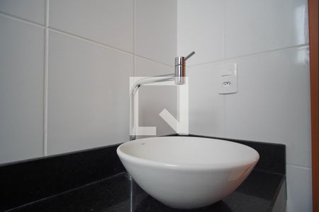 Apartamento à venda com 45m², 2 quartos e 1 vagaBanheiro 