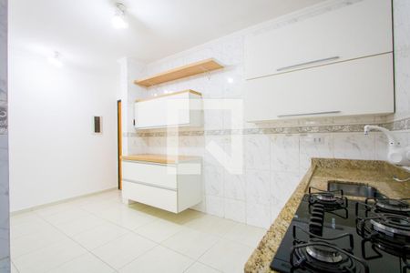 Apartamento à venda com 180m², 2 quartos e 2 vagas Apartamento à venda com 180m², 2 quartos e 2 vagasCozinha