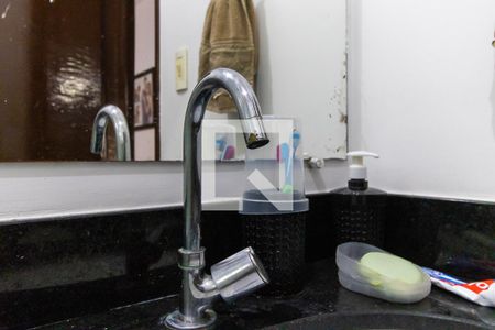 Casa à venda com 262m², 5 quartos e 4 vagas Casa à venda com 262m², 5 quartos e 4 vagasBanheiro