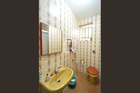 Casa à venda com 260m², 3 quartos e 2 vagasBanheiro da Suíte