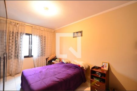 Casa à venda com 260m², 3 quartos e 2 vagasSuíte