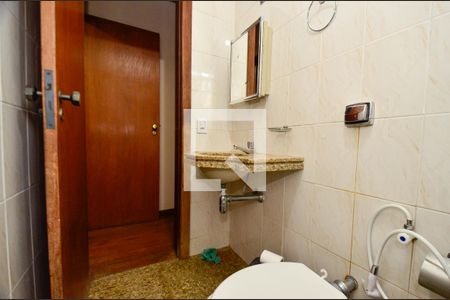 Apartamento para alugar com 80m², 3 quartos e 2 vagasBanheiro social 