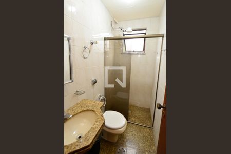 Apartamento para alugar com 80m², 3 quartos e 2 vagasBanheiro social 