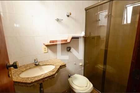 Apartamento para alugar com 80m², 3 quartos e 2 vagasBanheiro social 