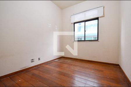 Quarto de apartamento para alugar com 3 quartos, 80m² em Cruzeiro, Belo Horizonte