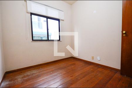 Quarto de apartamento para alugar com 3 quartos, 80m² em Cruzeiro, Belo Horizonte