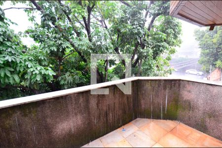 Apartamento para alugar com 80m², 3 quartos e 2 vagasVaranda 