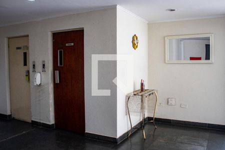 Hall de apartamento para alugar com 2 quartos, 57m² em Vila Santa Catarina, São Paulo