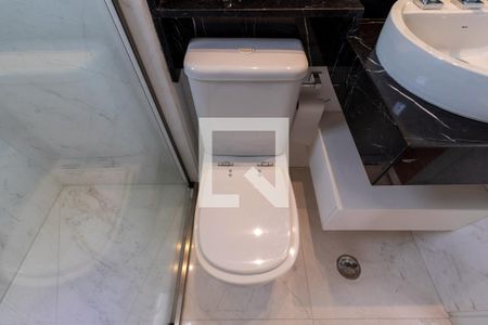 Apartamento à venda com 170m², 4 quartos e 3 vagasBanheiro da Suíte 1