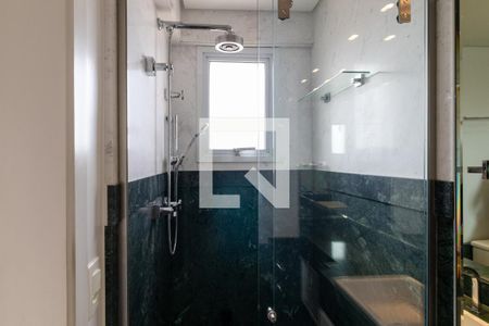 Apartamento à venda com 170m², 4 quartos e 3 vagasBanheiro da Suíte 4 / Closet