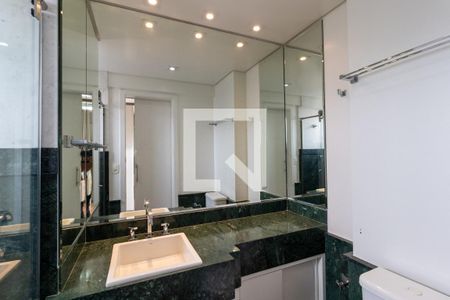 Apartamento à venda com 170m², 4 quartos e 3 vagasBanheiro da Suíte 4 / Closet