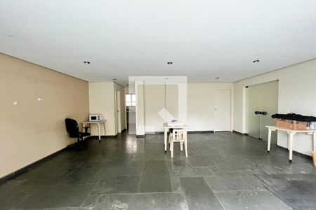 Apartamento para alugar com 65m², 2 quartos e 1 vagaÁrea comum - Salão de festas