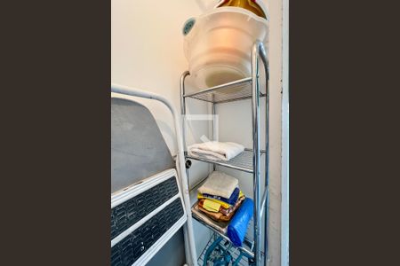 Apartamento para alugar com 65m², 2 quartos e 1 vagaBanheiro de Serviço