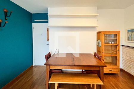 Sala de apartamento para alugar com 2 quartos, 65m² em Vila Olímpia, São Paulo